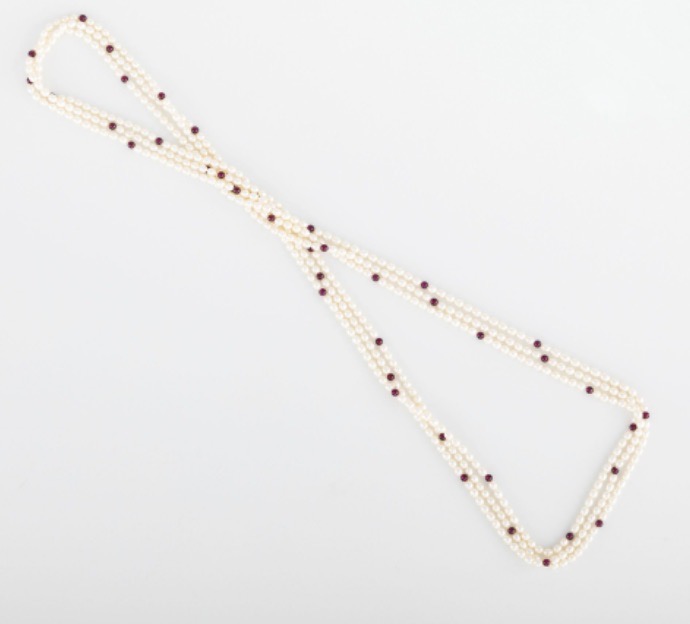 Collier de perles et billes de grenats